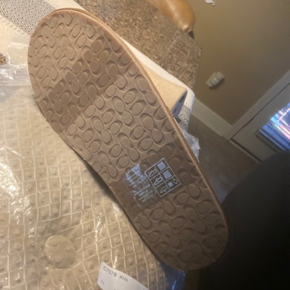 Coach Slipper In Signature Jacquard - Picture 5 of 7